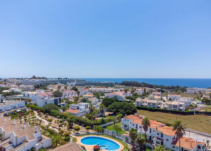 Periquito 2bd Pool Fast Wifi Ac Garden