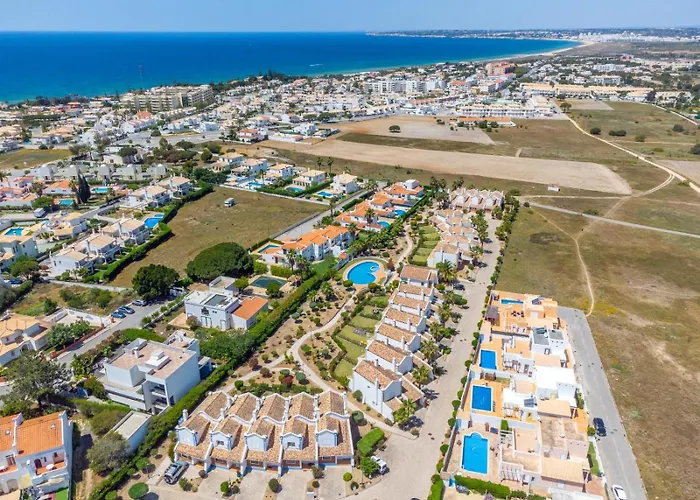 Villa Periquito 2bd Pool Fast Wifi Ac Garden *