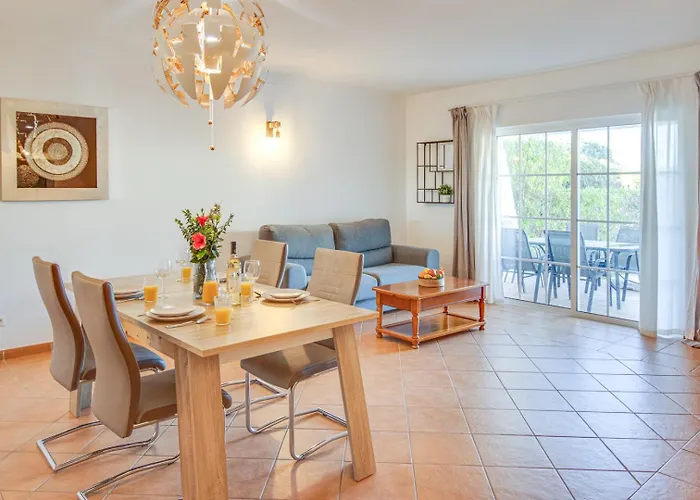 Periquito 2bd Pool Fast Wifi Ac Garden * Albufeira