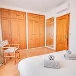 Periquito 2bd Pool Fast Wifi Ac Garden Albufeira